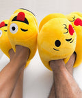 immagine-37-visto-in-tv-pantofole-ciabatte-emoticon-love-kiss-laugh-cool-wink-misura-37-38-39-40-41-42-ean-7569000733330