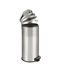immagine-2-wenko-pattumiera-a-pedale-in-acciaio-leman-30l-ean-4008838164815
